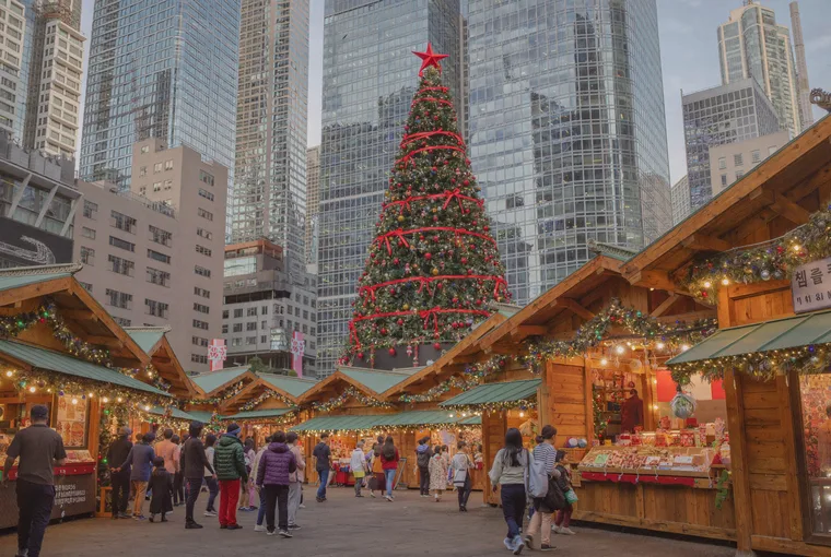 Christmas markets and lights